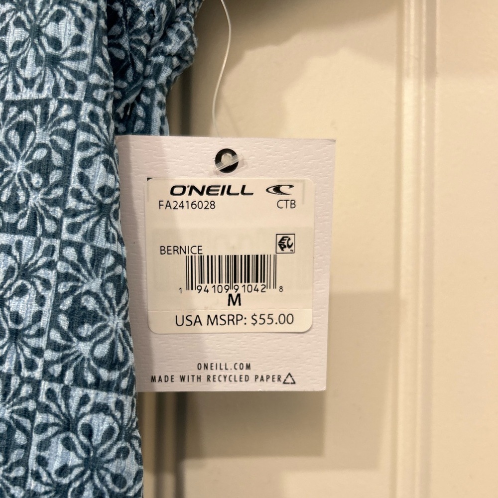 O’Neill Dress Size Medium - Picture 5 of 6